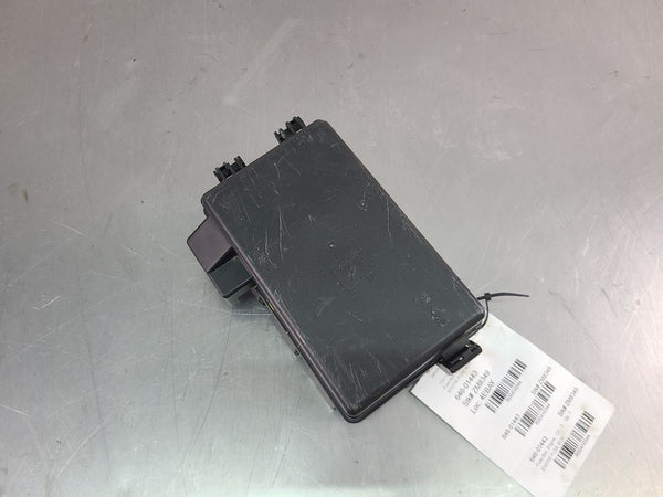 2004-05 Cadillac XLR Engine Bay Fuse Box Assembly - OEM1