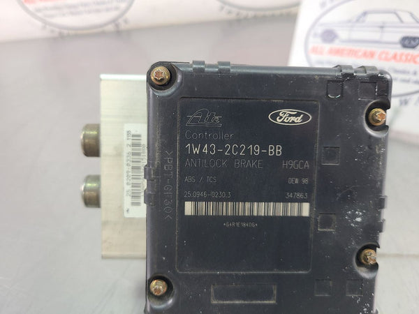 6753047