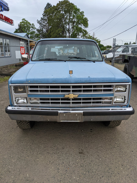 1985 Chevrolet Suburban 3/4 Ton 2WD, Stock #153477